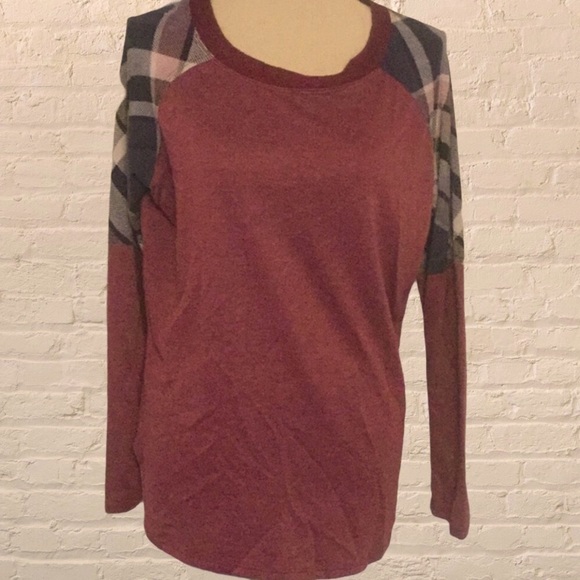❌DONATED❌Burgundy Plaid Insert Detail Loose Fit Long Sleeve Top - Picture 3 of 11